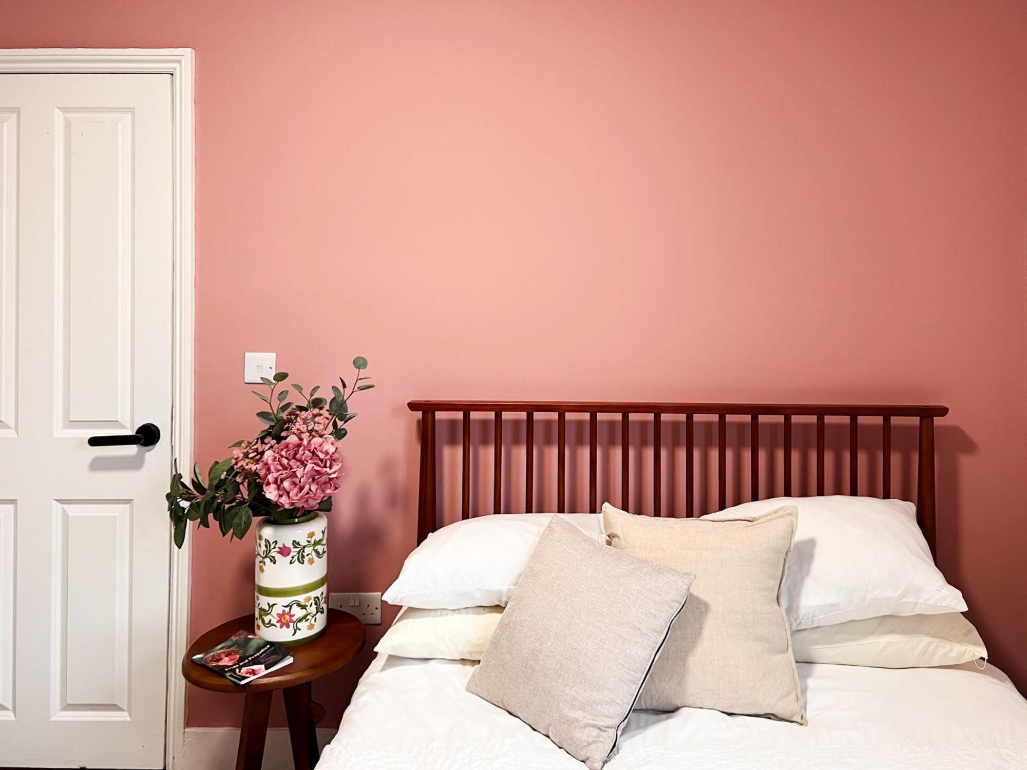 Zozy Whimsical Land Otel Londra Dış mekan fotoğraf